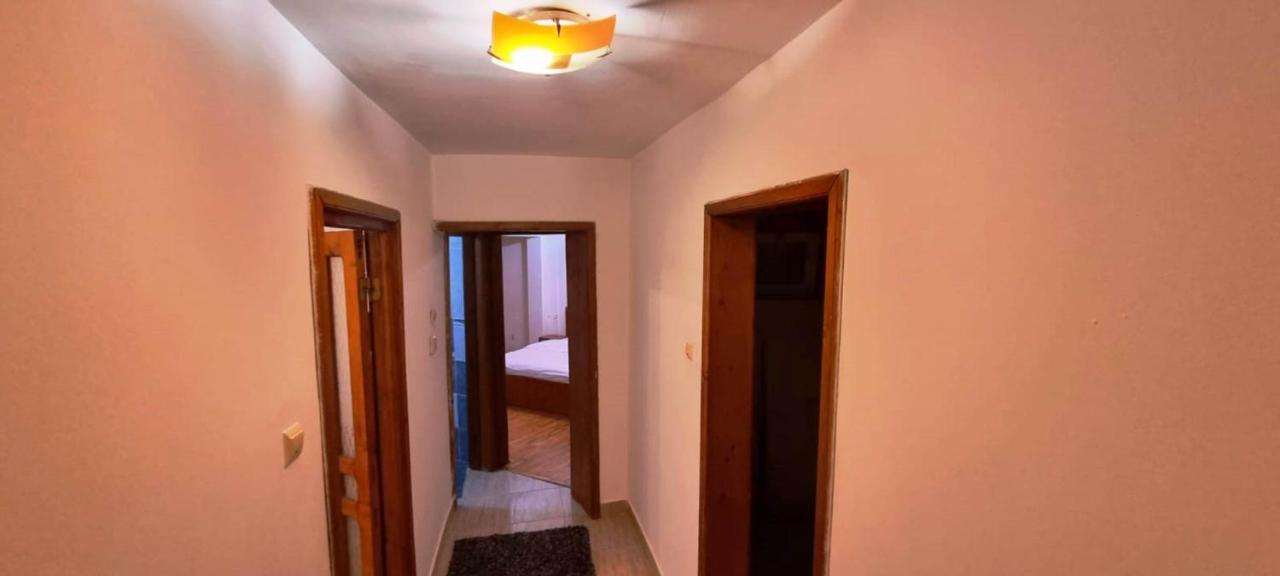 콘스탄차 Apartament Florina 아파트 외부 사진